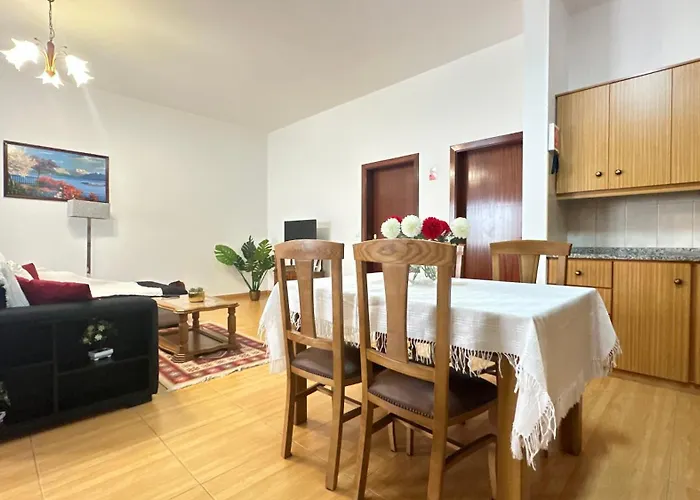 Sea And Sun 4 - Jardim 桑塔纳