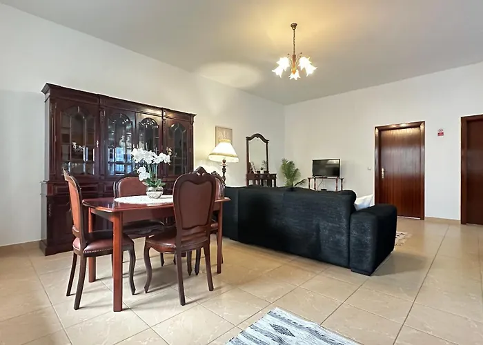 Sea And Sun 4 - Jardim 桑塔纳